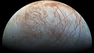 Novo estudo investiga se a Terra pode ter enviado vida para Europa, lua de J&uacute;piter
