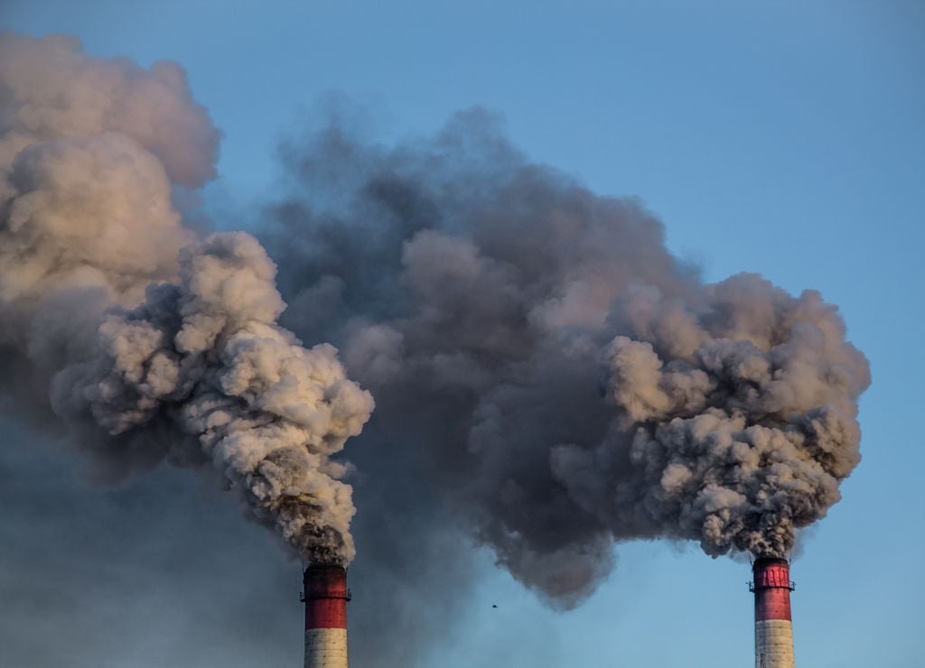 emissão carbono, CO2, poluição, atmosfera