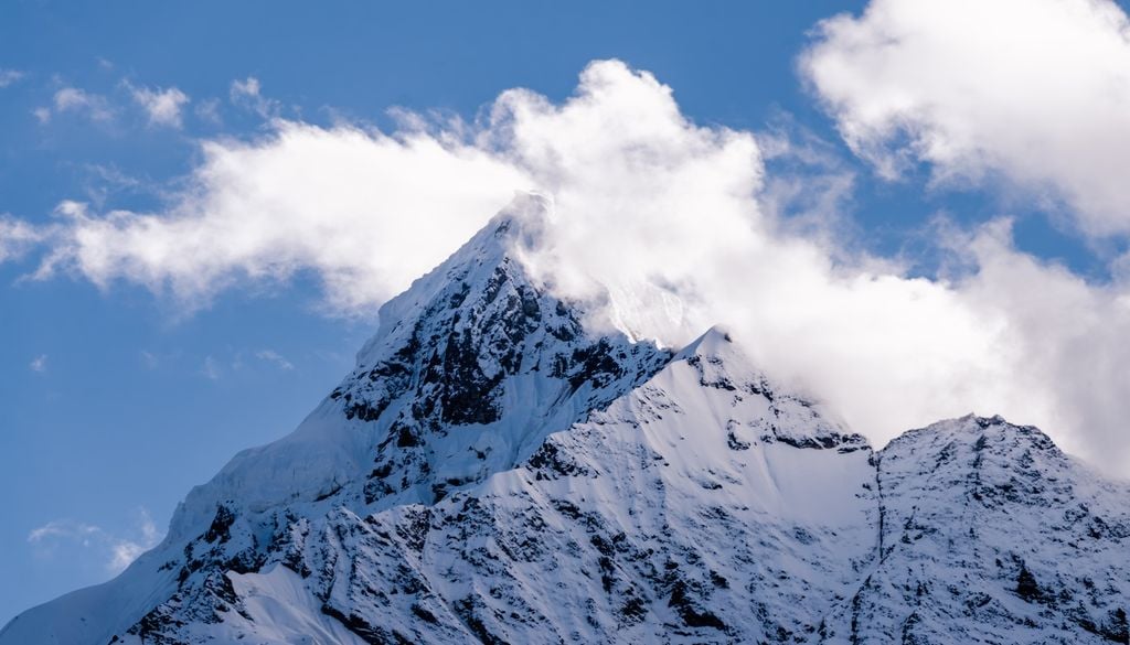 Il faut un air froid et sec pour que se forme ce nuage Il faut un air froid et sec pour que se forme ce nuage