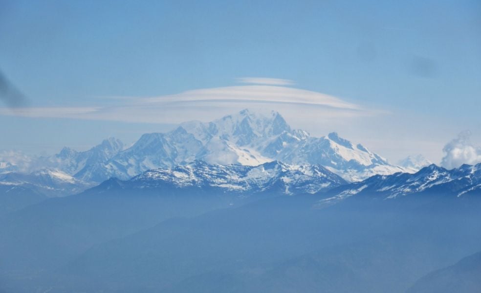 Nube Lenticular Sobre Mont Blanc