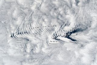 Nubes de ondulatorias sobre las Islas Crozet