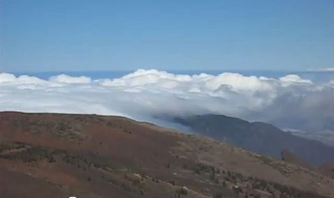 Nubosidad Atravesando La Isla De Tenerife