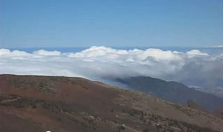 Nubosidad atravesando la isla de Tenerife