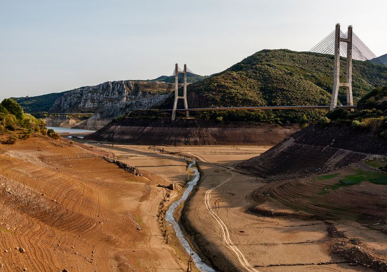 Situación crítica en nuestros embalses, ¡están a un tercio de su capacidad! Situación crítica en nuestros embalses, ¡están a un tercio de su capacidad!