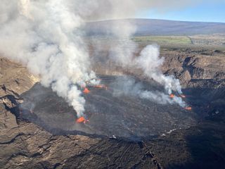 ¡Impresionante nueva fase eruptiva! El Kilauea arroja flujos de lava en más islas de Estados Unidos