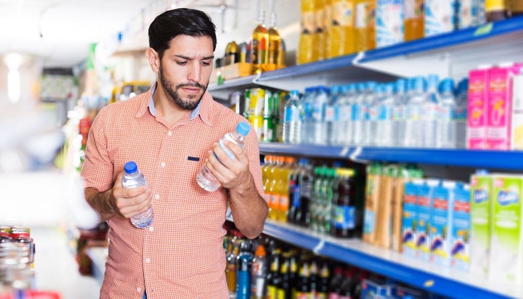 Los consumidores tendrán que adelantar 10 céntimos por cada recipiente incluido en el sistema