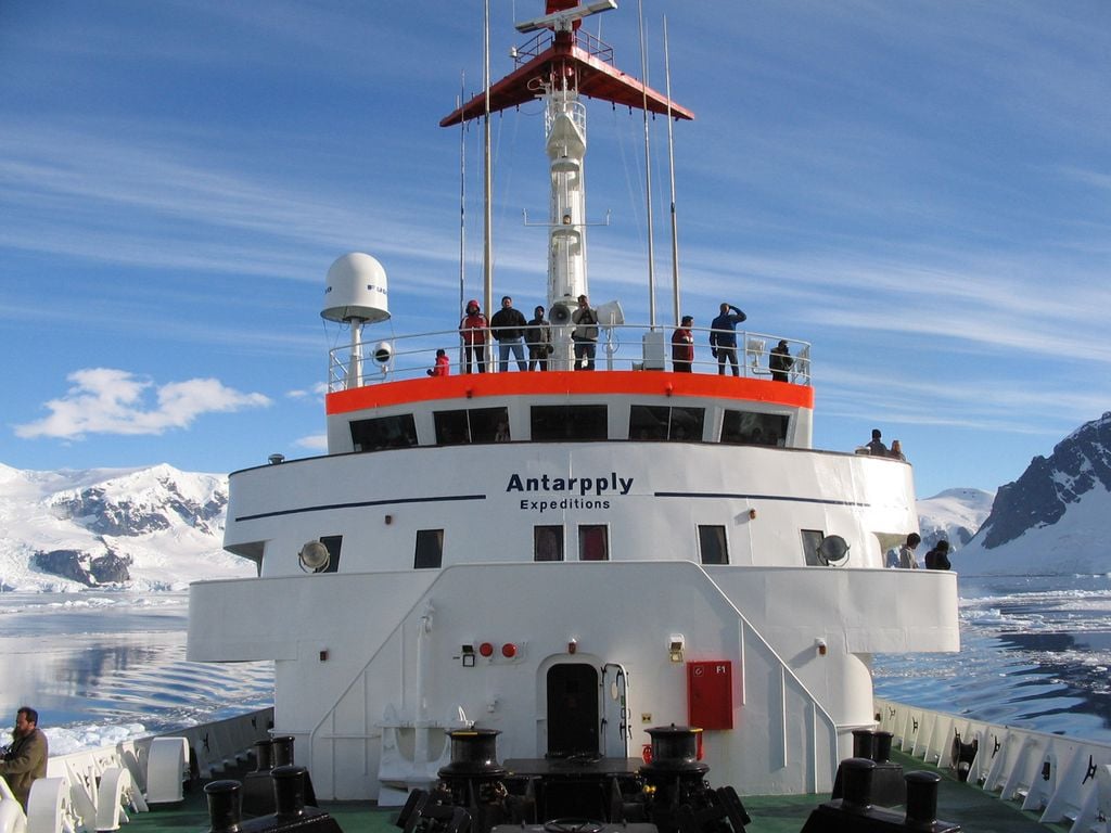 La saison 2023-2024 marque un nouveau record pour le tourisme en Antarctique.