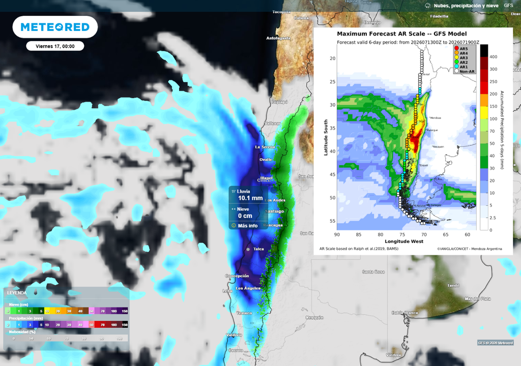 Sistema frontal previsto y río atmosférico Tasas de precipitación que rondarán los 10 mm por hora se esperan con el sistema frontal sobre la zona central y sur de Chile. El río atmosférico de categoría 4 incrementará las lluvias de manera preocupante entre las regiones de Atacama y Los Ríos.