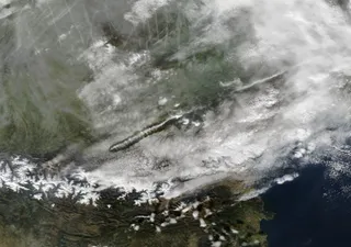 Cavum cloud avvistato in Francia: cos'è questo strano buco nel cielo?