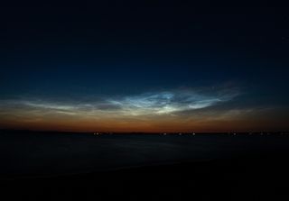 Nuvens noctilucentes: uma mistura de beleza e de mistério no céu noturno