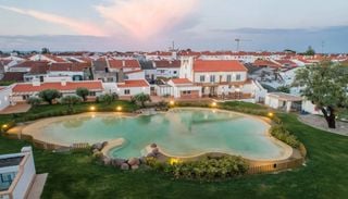 O calor vai dar tr&eacute;guas? Aproveite para visitar a piscina &ldquo;mais bonita do Alentejo&rdquo;