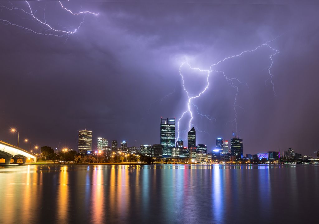 Tempestade na cidade de Perth; Austrália