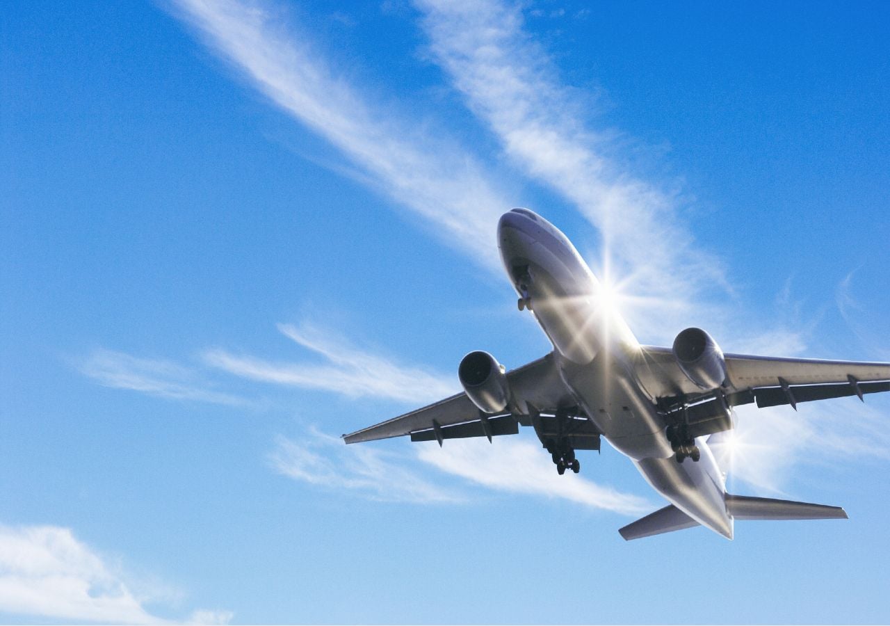 O setor da aviação é muito importante a nível económico, contudo é um dos modos de transporte mais consumidor e consequentemente, mais poluente.