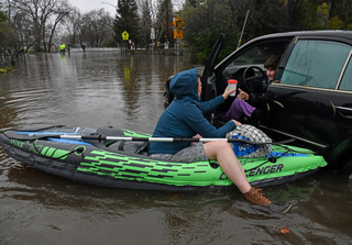 Rivière atmosphérique et terribles inondations en Californie : du jamais-vu