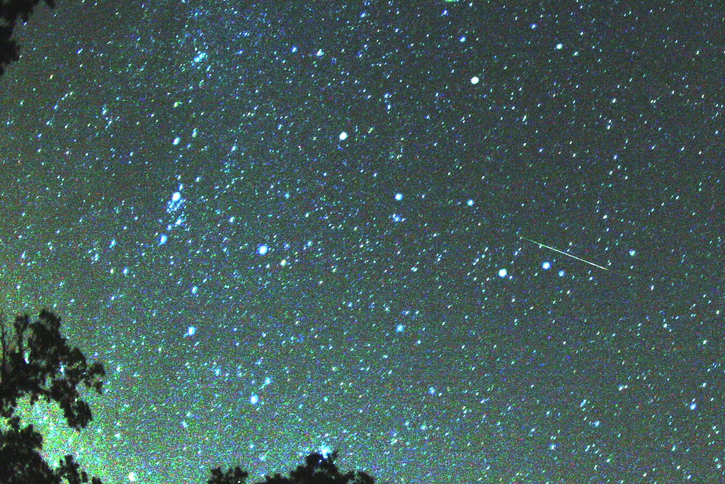 Chuva de meteoros, conjunções planetárias e lançamento de missão tripulada marca o mês de agosto. Crédito: Brocken Inaglory