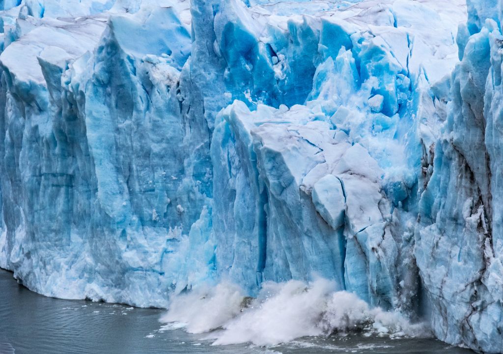 Los científicos hablan de una velocidad récord de 130 km/h al romper un glaciar en la Antártida