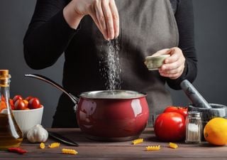 O sal que utilizamos todos os dias na cozinha pode conter microplásticos, afirmam os cientistas