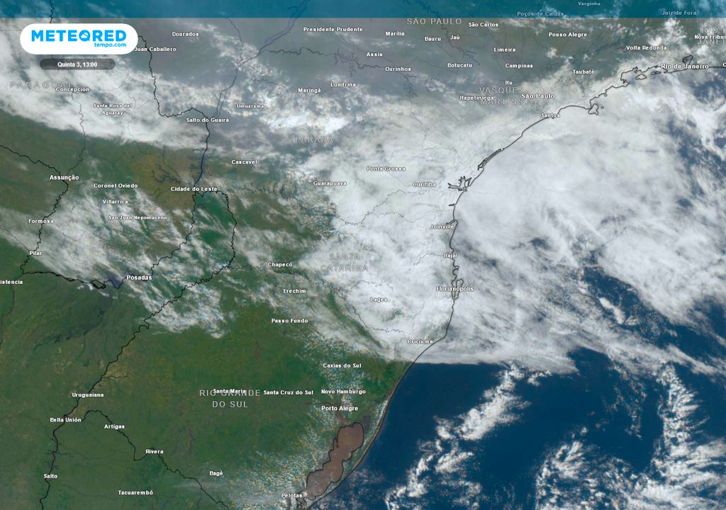 Imagens de luz visível de satélites.