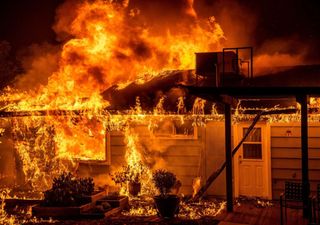 Oak Fire destroys homes and creates apocalyptic scenes in California