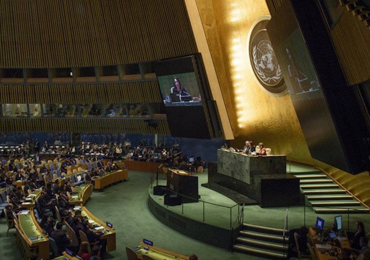 Vista amplia del Salón de la Asamblea General ONU. Fotografía: ONU/Loey Felipe