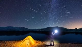 Observa la lluvia de meteoros Epsilon Perseidas el 9 de septiembre: conoce c&oacute;mo ubicarla antes del amanecer