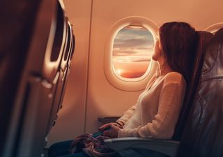 8 cosas que le pasan a tu cuerpo cuando viajas en avión, y ¡cómo evitarlas!