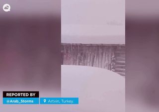 Ocurre impresionante tormenta invernal en el Noreste de Turquía, dejando acumulados extraordinarios de nieve