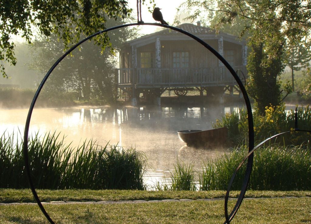 Le paradis champêtre du Château Smith Haut Lafitte. Le paradis champêtre du Château Smith Haut Lafitte.
