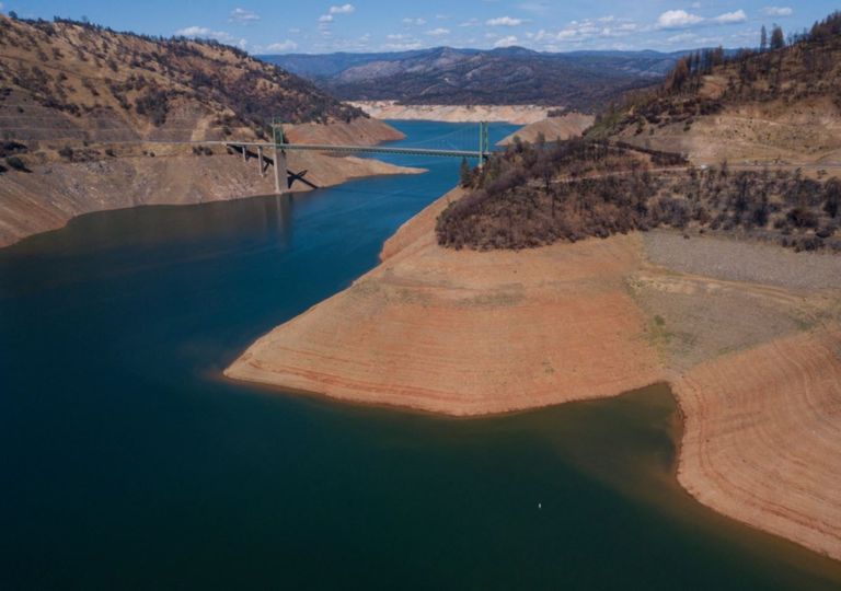 Oeste dos Estados Unidos sofre com a pior seca em 20 anos Oeste dos Estados Unidos sofre com a pior seca em 20 anos