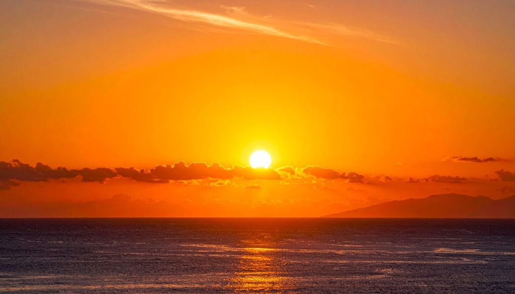 El calentamiento del océano Pacífico, clave en el desarrollo de El Niño, ya comienza a manifestarse y podría intensificarse en los próximos meses, según advierte la OMM.