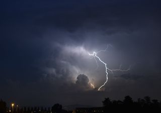 Ondas tropicales dejarán fuertes lluvias en la Península de Yucatán