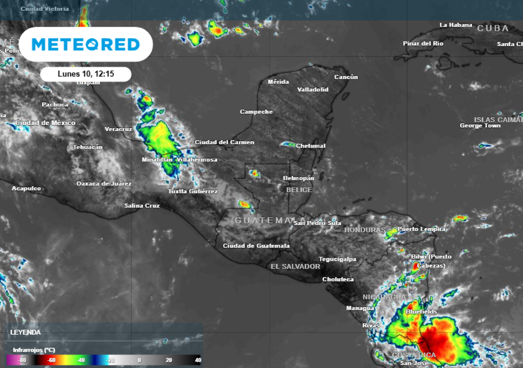 Storm Ondas tropicales pegarán con fuerza en la Península de Yucatán.