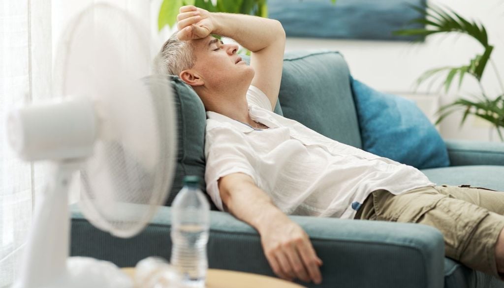 Caldo estremo. Il caldo eccessivo può provocare disidratazione, colpi di calore, aggravamento di malattie cardiovascolari e respiratorie, e in casi estremi anche decessi. In pochi sanno che oggi l’Italia detiene purtroppo il triste primato di più alta mortalità da caldo in Europa.