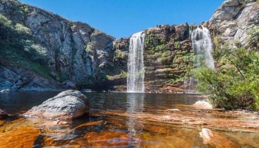 Onde ficam as piscinas naturais mais lindas de MG? Esse vilarejo est&aacute; atraindo turistas; confira