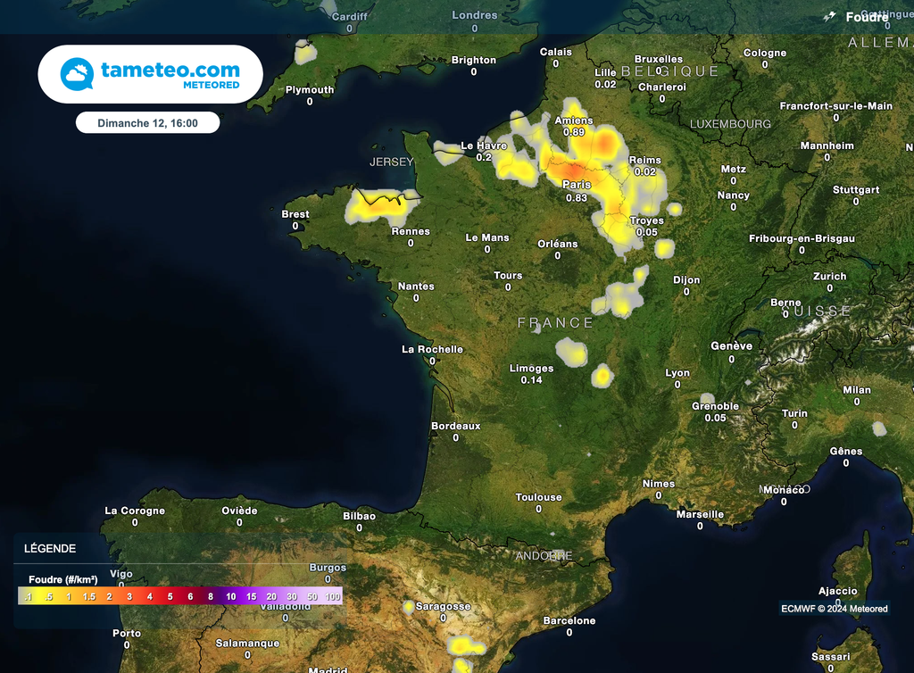 Dimanche après-midi, le risque orageux se déplace plus au nord. Dimanche après-midi, le risque orageux se déplace plus au nord.