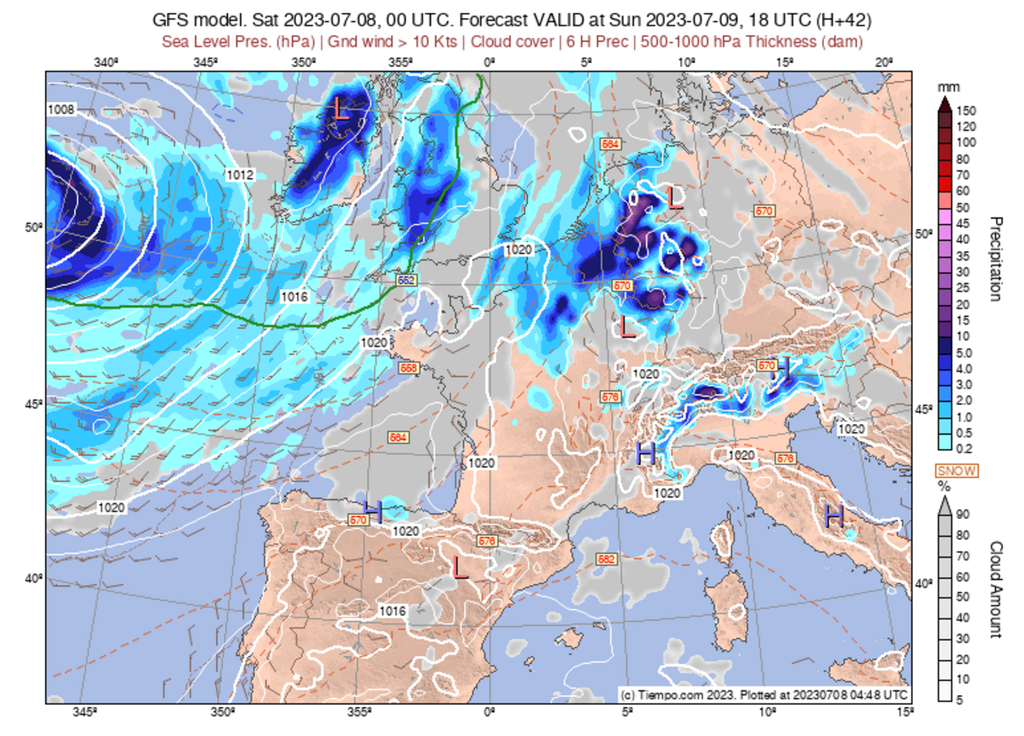 Forts voire violents orages se mettant en place d'ici la soirée sur le Nord-Est.