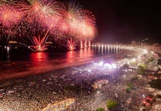 Los 10 mejores lugares para pasar la víspera de Año Nuevo en Brasil, según ChatGPT