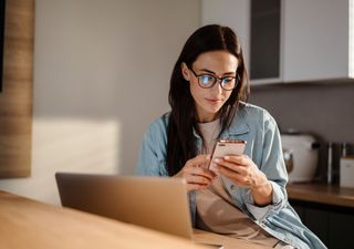 Un psicólogo del Reino Unido explica por qué no basta con alejarse del móvil para evitar la procrastinación