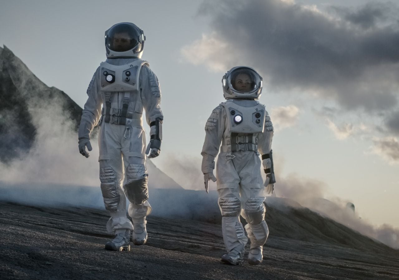Viajar al espacio, más allá del campo magnético terrestre, puede causar diversos problemas de salud.