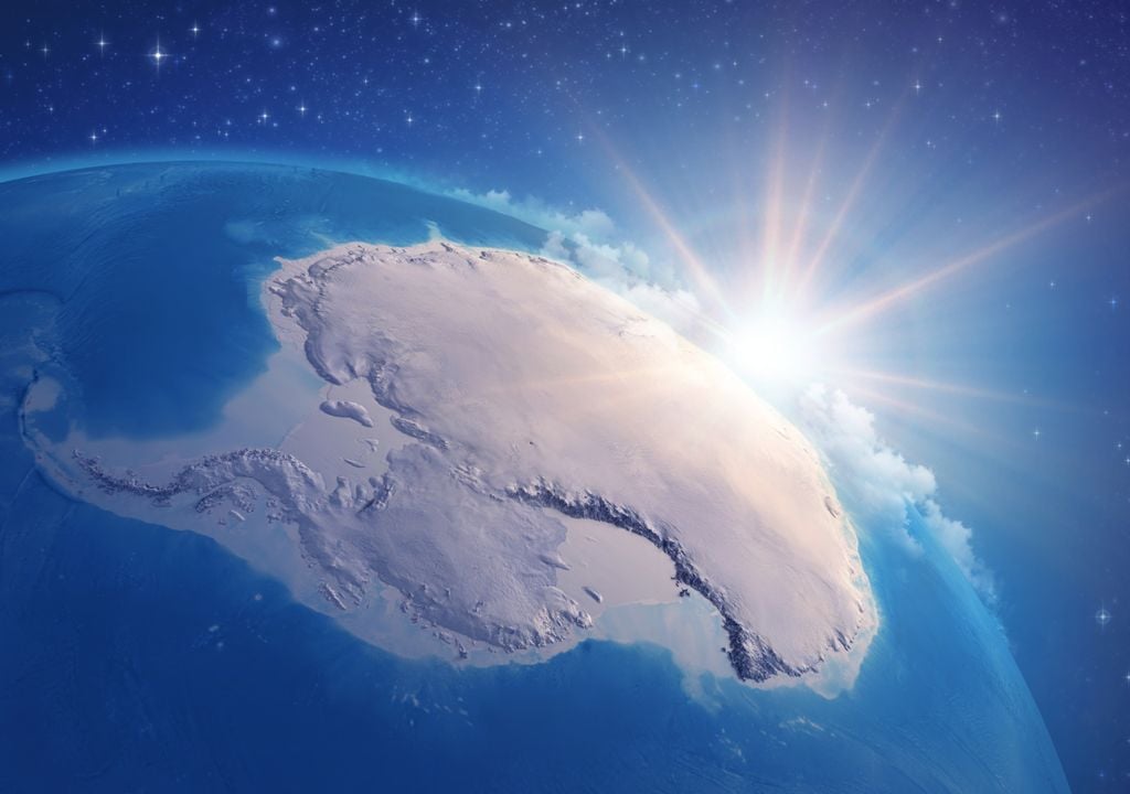 Vista por satélite da Antártida. Vista por satélite da Antártida.