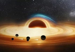 Osservata la fusione di due buchi neri che orbitano attorno ad un terzo supermassiccio