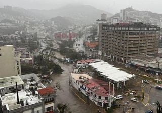 “Otis" bate récords: al intensificase rápidamente y golpear las costas de Guerrero como huracán mayor de categoría 5