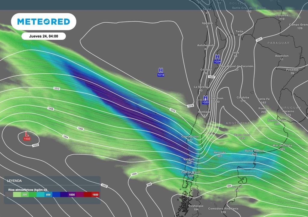 Río Atmosferico Un poderoso río atmosférico transportará grandes cantidades de vapor de agua desde el Pacífico tropical hacia la cordillera del norte patagónico. Esto dará lugar a lluvias intensas pero al mismo tiempo persistentes con riesgo de anegamientos.