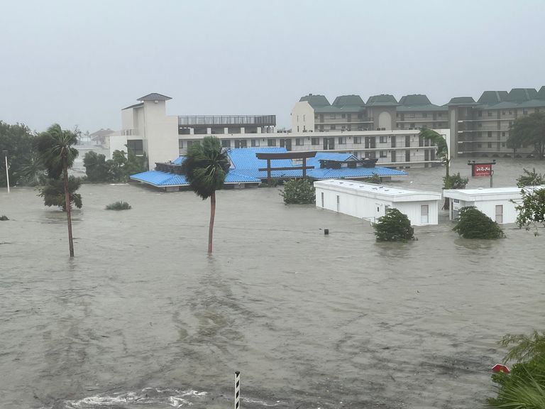 Ouragan Ian : inondations catastrophiques et dégâts majeurs en Floride Ouragan Ian : inondations catastrophiques et dégâts majeurs en Floride