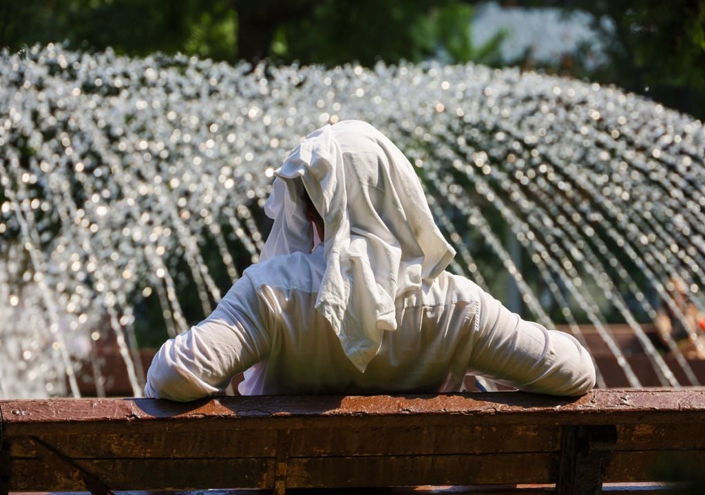Portugal prepara-se para um novo aumento das temperaturas O regresso do calor previsto para a próxima semana resulta da repetição de um padrão atmosférico muito semelhante, uma situação que a meteorologista Ana Palma resume na expressão "a atmosfera está viciada".