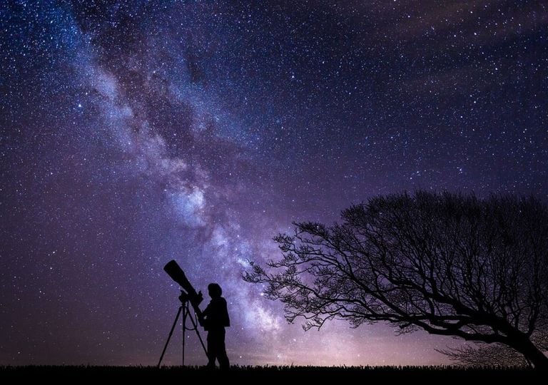 Wissenschaftler aus Oxford und Google machen Gemini AI mit nur 15 Trainingsbildern zu einem „Experten” in Astronomie