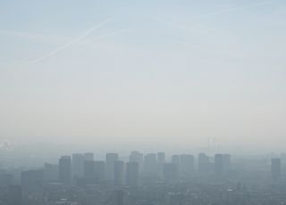 Alerte à la pollution à l'ozone : la canicule étouffe nos villes et nos poumons !