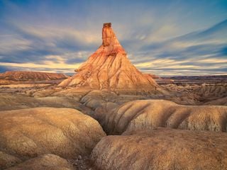 Paisajes de otro planeta: así es la ruta en coche por las Bardenas Reales que más se disfruta en otoño