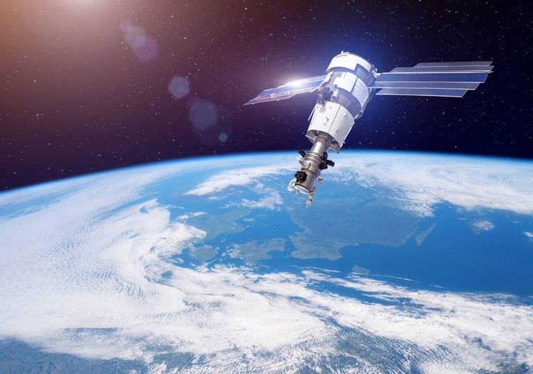 Satélite Satélite