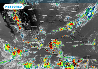 Par de ondas tropicales traerán lluvias y posibles granizadas en México este jueves